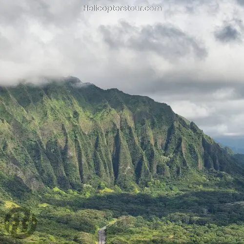 Oahu best helicopter tour, 45 Minute Isle Sights Unseen Helicopter Tour - Doors Off or On